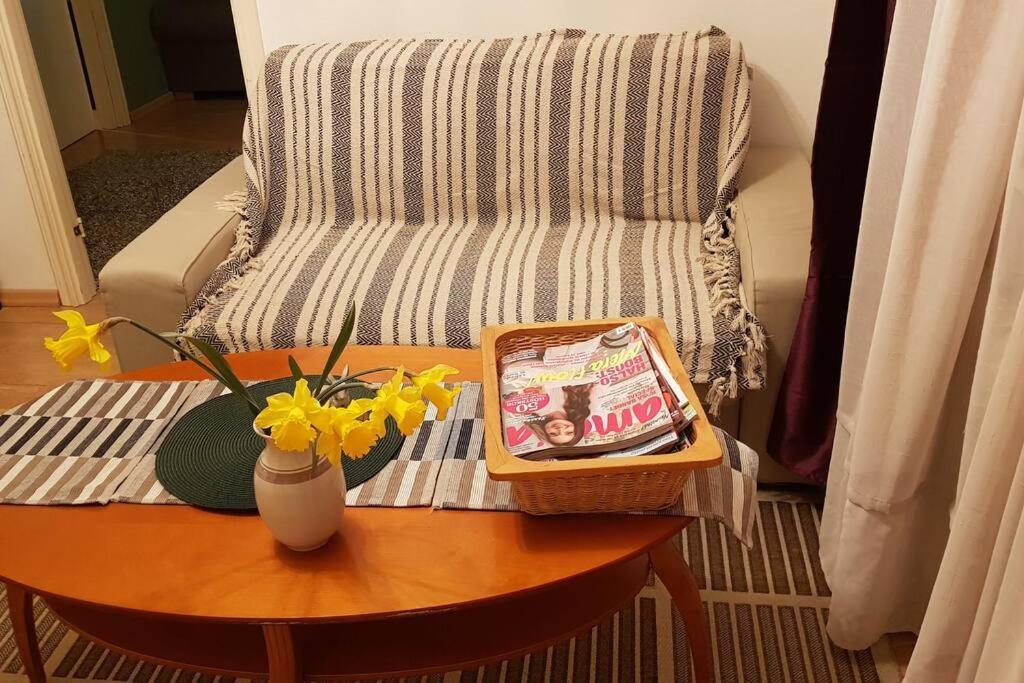 Trevligt Hus Med Egen Gard Och Fri Wifi, Emmaboda Kommun, Lindas Bagian luar foto