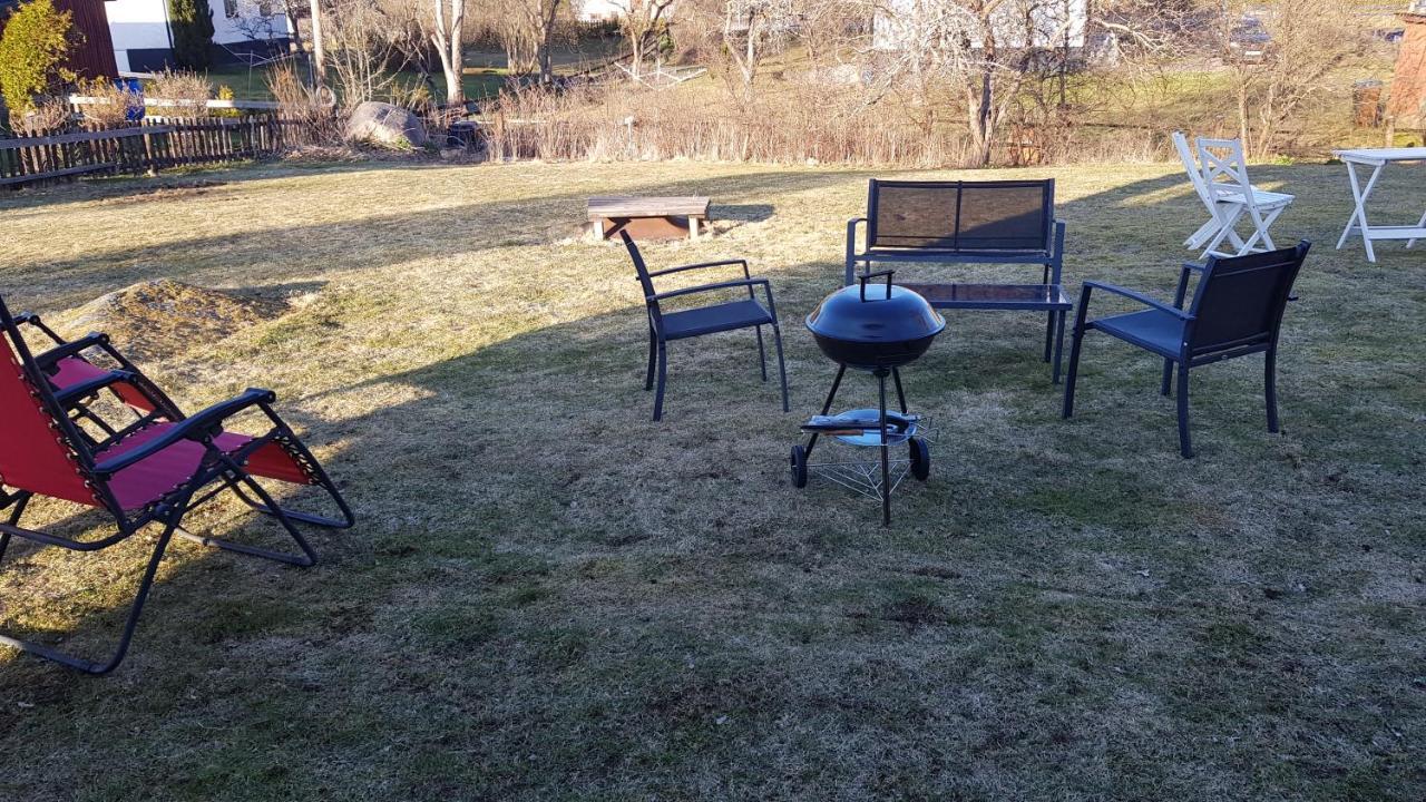 Trevligt Hus Med Egen Gard Och Fri Wifi, Emmaboda Kommun, Lindas Bagian luar foto